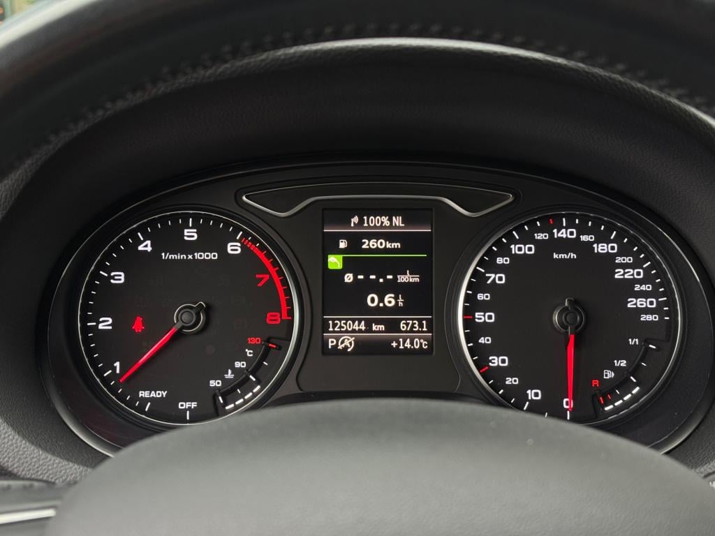 Audi A3 sportback 1.4 tfsi cod s-line * leder * navigatie * nap