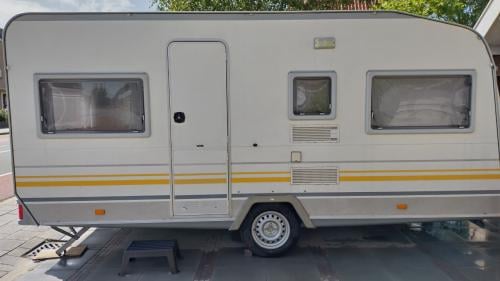 KNAUS SUDWIND KT450 met 5 slaapplaatsen