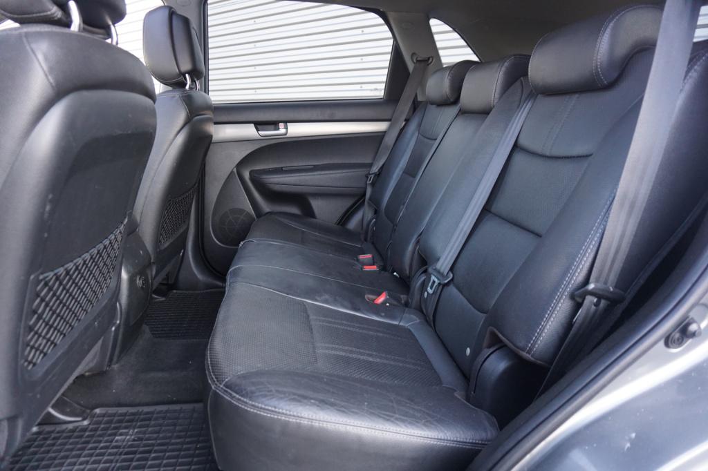 Kia Sorento 2.2 crdi x-clus. 7p. automaat - climate / navi / cruise / leder