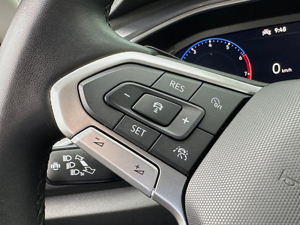 Volkswagen T-roc 1.5 tsi 150pk dsg style carplay | camera | keyless | elek.