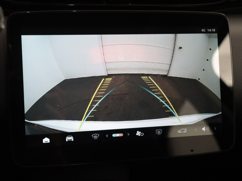 Leapmotor T03 design | rijklaar | adaptive cruise control | panoramadak | a