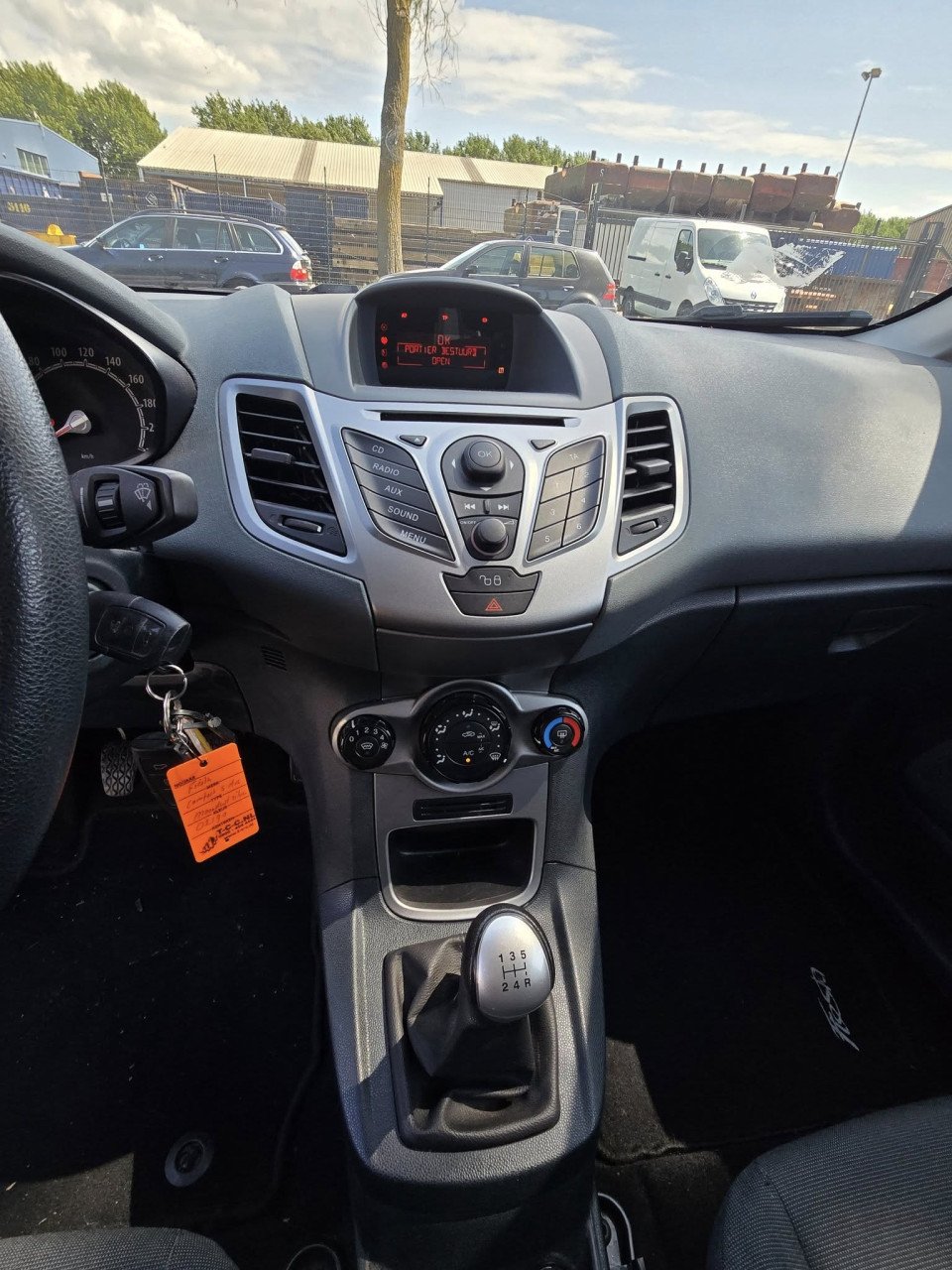 Ford fiesta 1.25 limited  5 deurs  Bouwjaar 2011  €3250