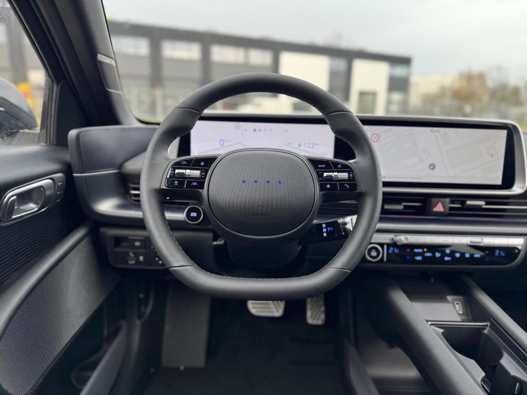 Hyundai Ioniq 6 business 77.4 kwh