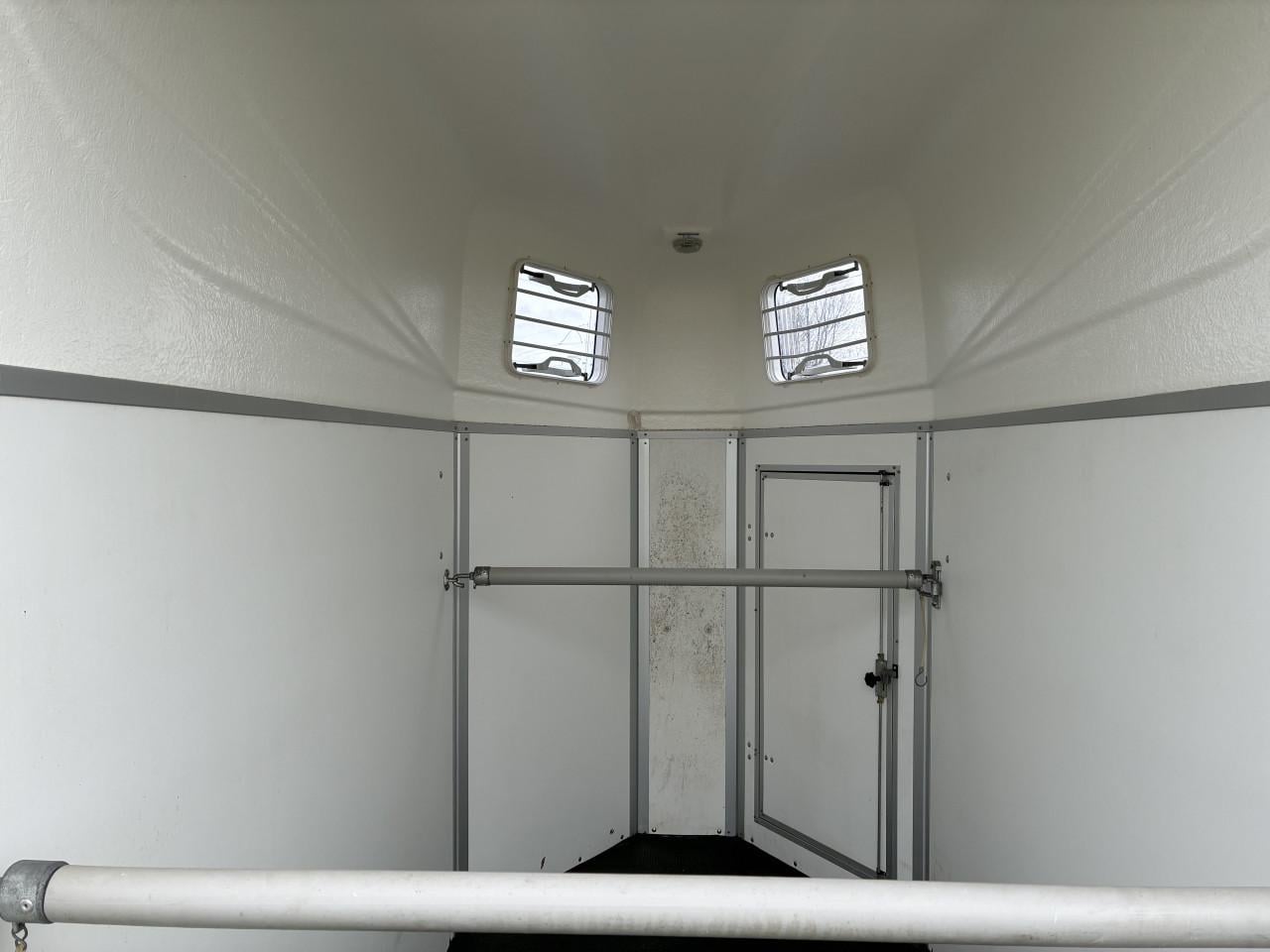 Super nette 1,5 paards lichtgewicht XXtrail Garnet