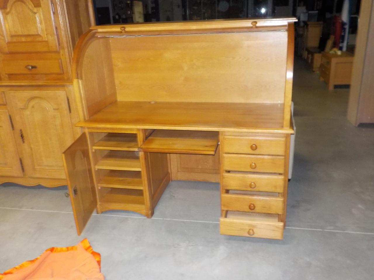 Geheel massief blank eiken secretaire in zeer goede staat