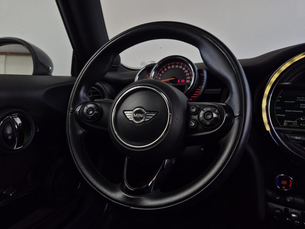 Mini 3-deurs 1.5 cooper chili serious business
