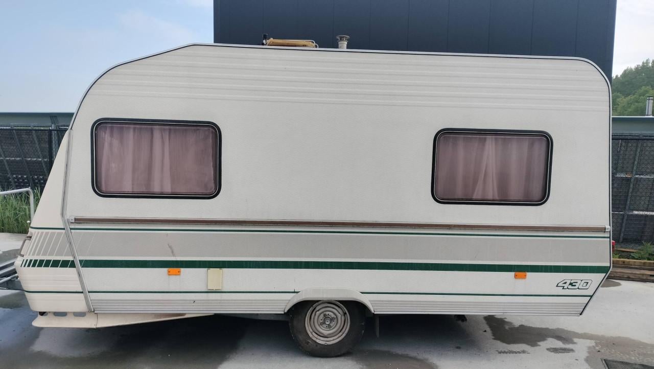 Chateau la Car met voortent
