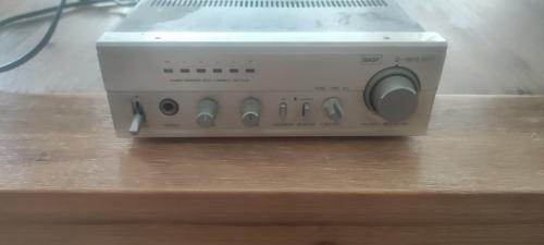 Basf d-6615 hifi versterker