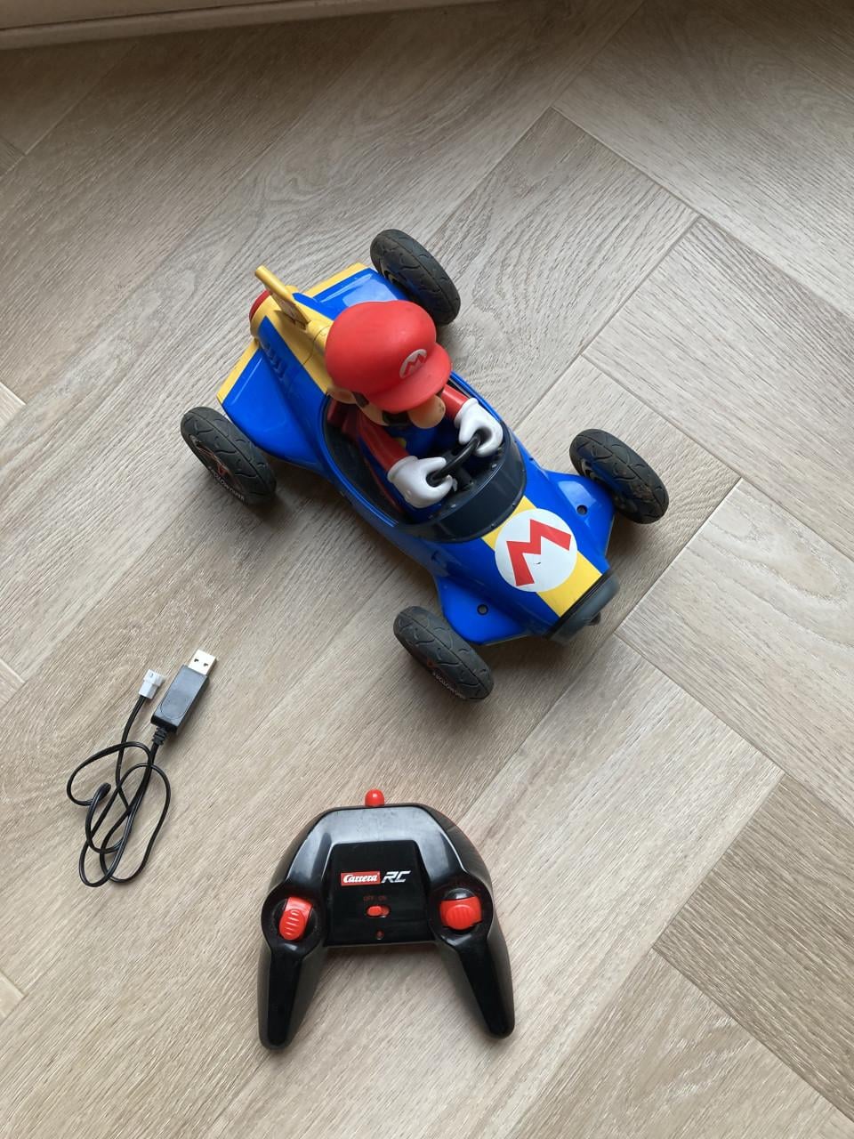 Bestuurbare auto Super Mario Kart