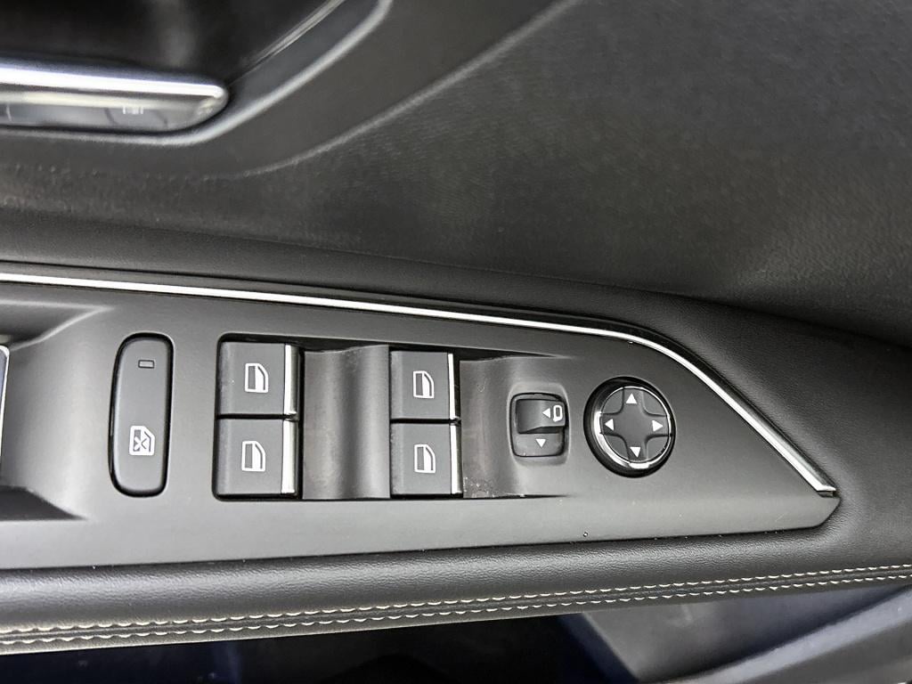 Peugeot 3008 hybrid 145 pk automaat gt | rijklaar | stoelverwarming | adapt