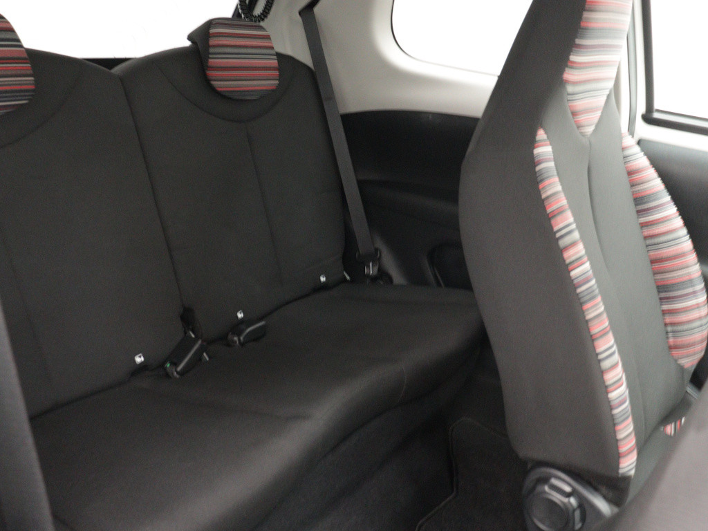 Citroen C1 vti 72 pk feel | rijklaar | airco | extra getint glas