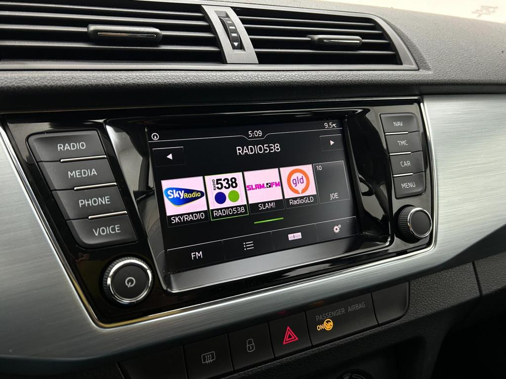 Skoda Fabia combi occasion 1.2 tsi ambition business | wit | tweedehands sk