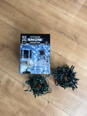 Gratis ophalen outdoor snow projector + lampjes
