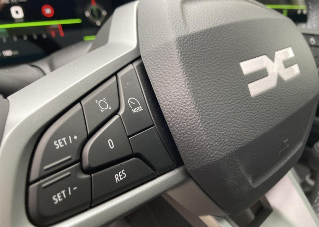 Dacia Bigster 1.2 mild hybrid 140 extreme - demo