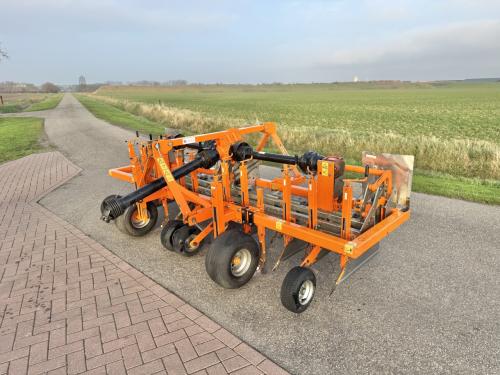 Struik WeedFix 4x75 roterende onkruidwiedmachine