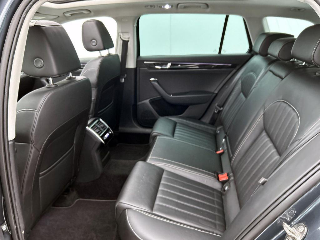 Skoda Superb 1.4 tsi iv dsg laurin & klement combi | automaat | vol-leder |