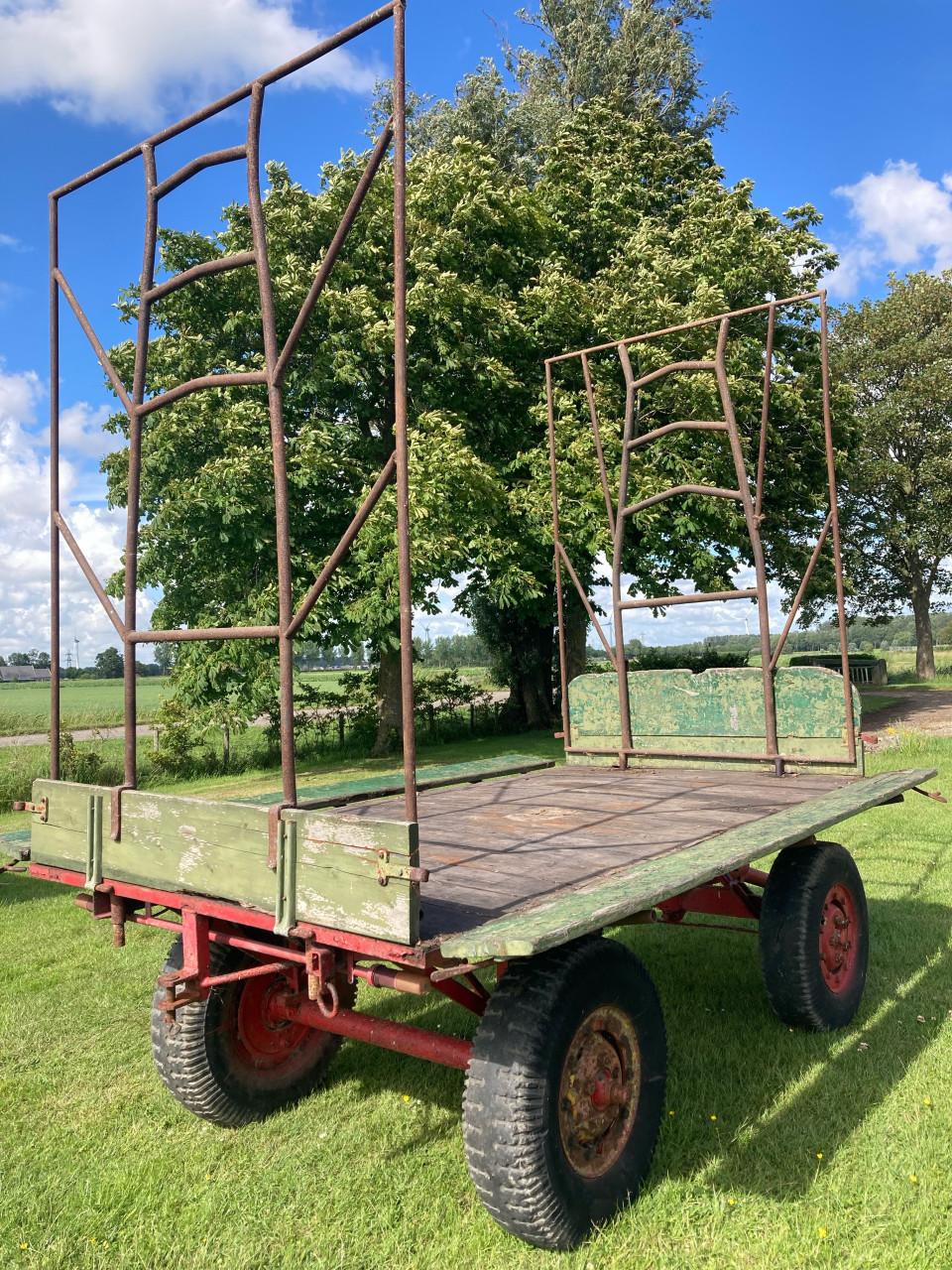 Platte wagen Dodge Beep onderstel