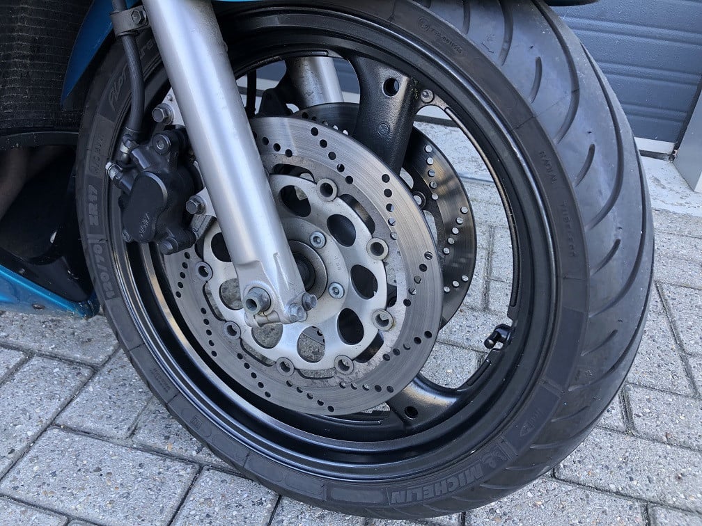 Suzuki RF600R uit 1997 met slechts 22 dkm, absolute nieuwstaat! €1750,-
