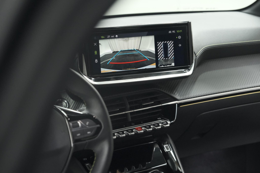 Peugeot 208 puretech 100 gt | camera | navigatie | apple carplay | parkeers