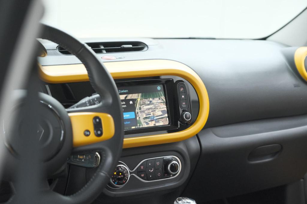 Renault Twingo 1.0 sce intens | premium | apple carplay | parkeersensoren |