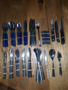 Te koop mooi bestek,van alles wat