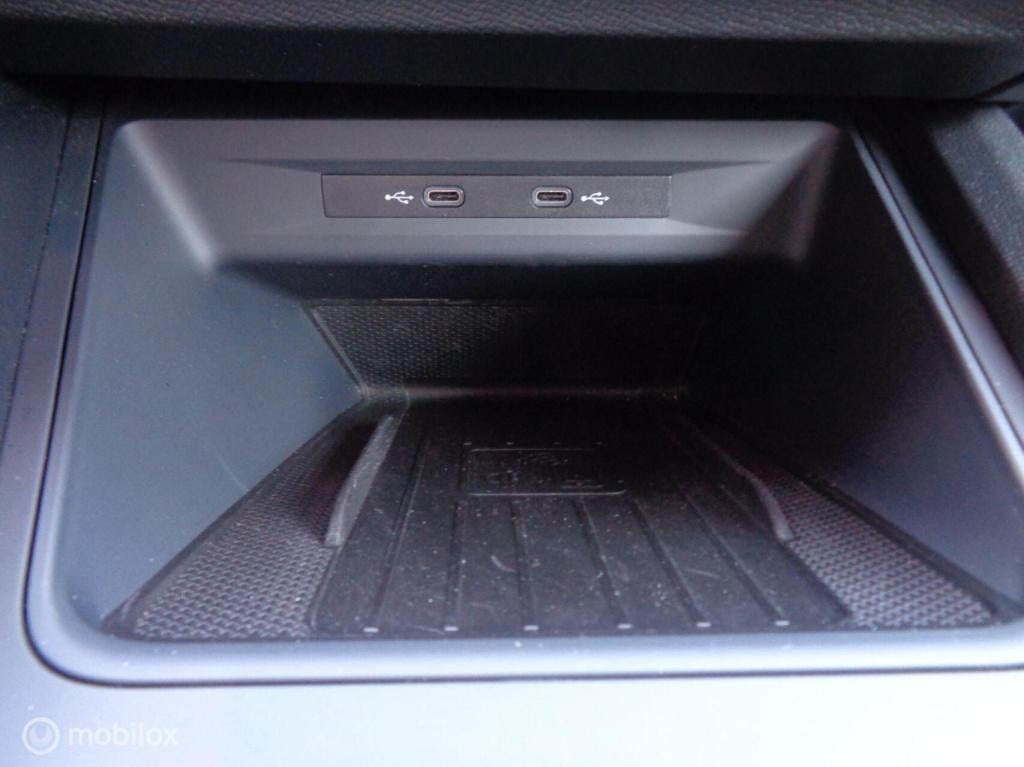 Cupra Formentor 1.5 tsi business sport ed/airco/groot navi/cruise/dcc/full 