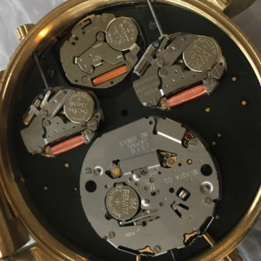 BATTERIJ VAN UW HORLOGE VERVANGEN?? HET KAN BIJ 3Z FACTORY IN ARNEMUIDEN