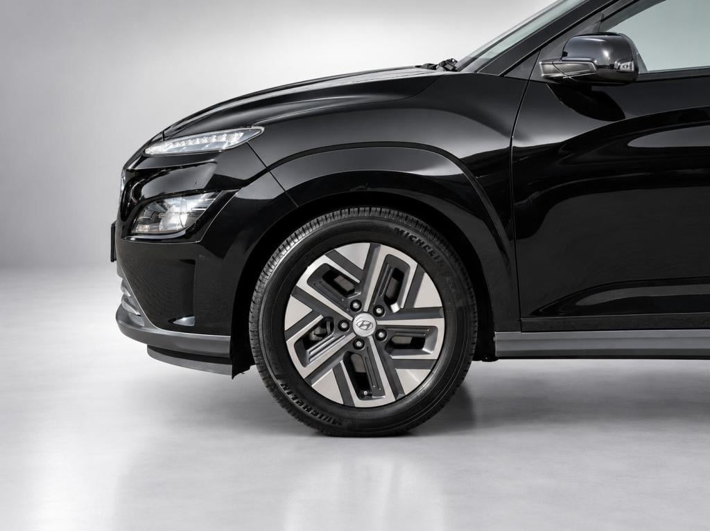 Hyundai Kona ev fashion 64 kwh