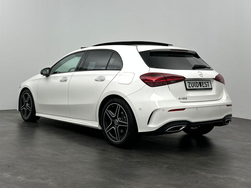Mercedes-Benz A-Klasse 180 amg pano sfeer keyless camera btw
