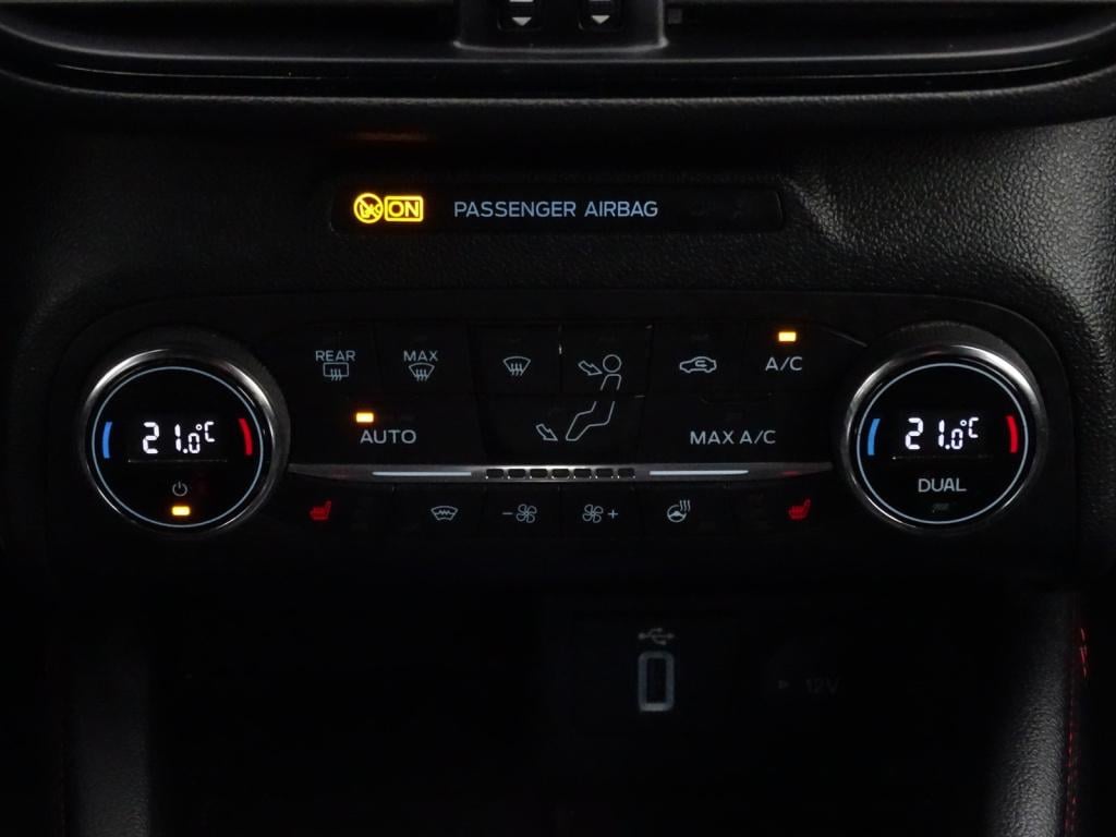 Ford Focus wagon 1.0 ecoboost st line business | led | camera | apple carpl