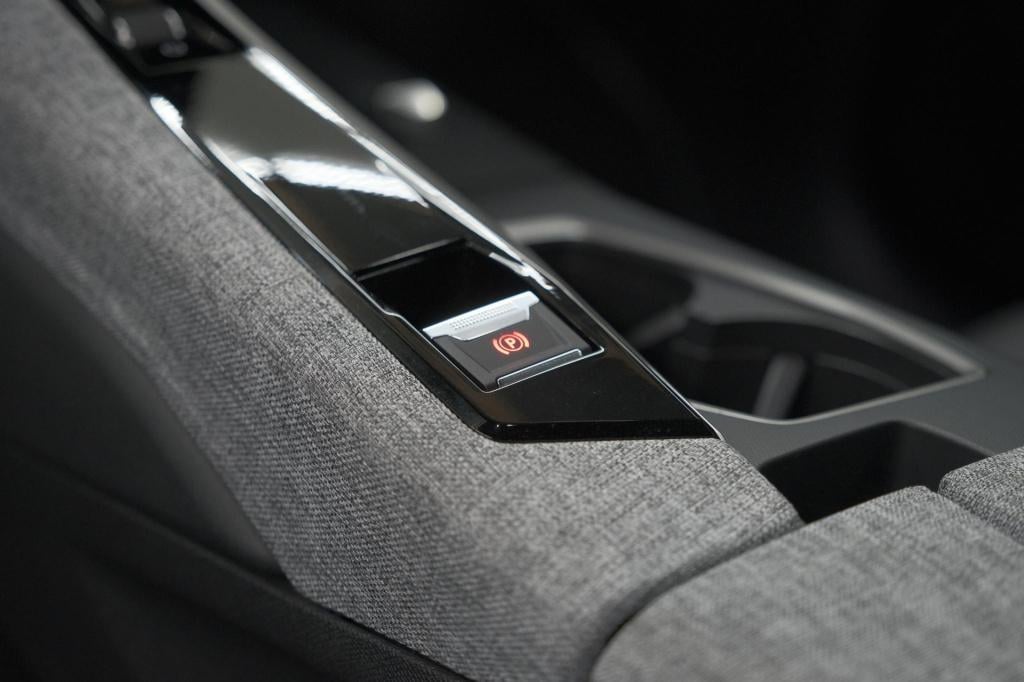 Peugeot 5008 1.2 hybrid 136 gt 7p | adaptieve cruise control | elektrische 