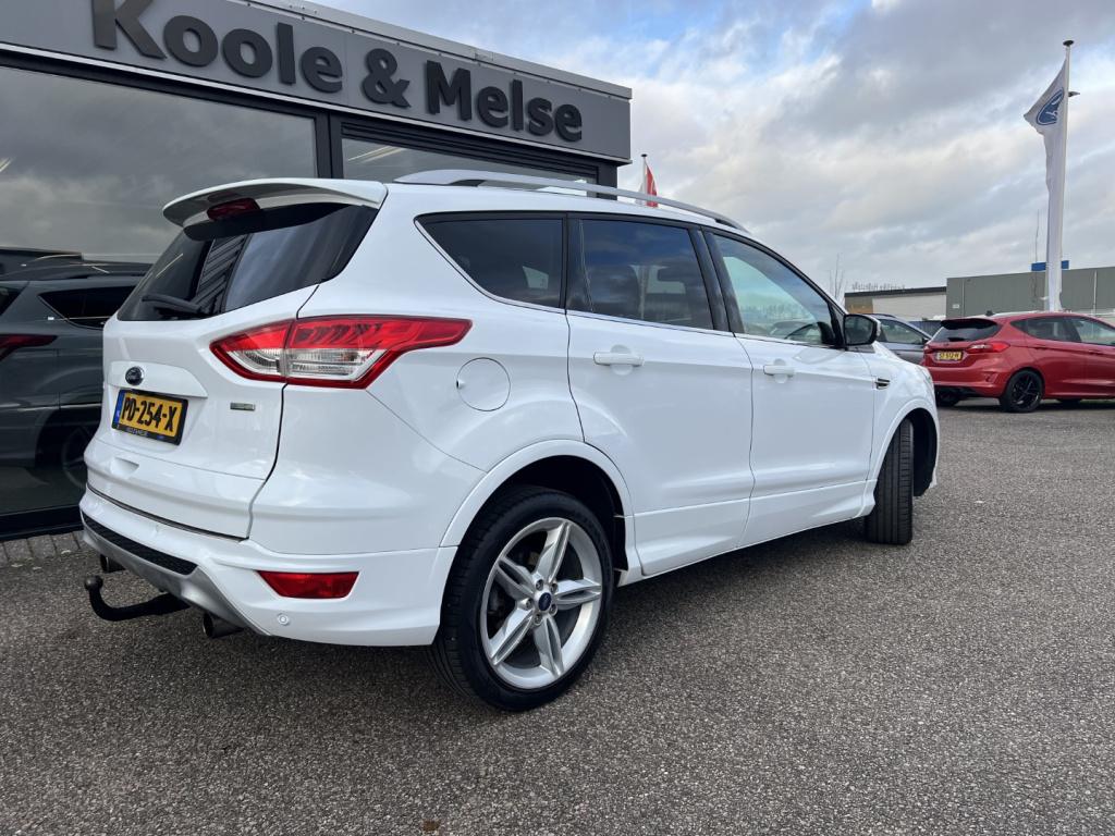 Ford Kuga 1.6 ecoboost 150pk 2wd titanum plus , trekhaak