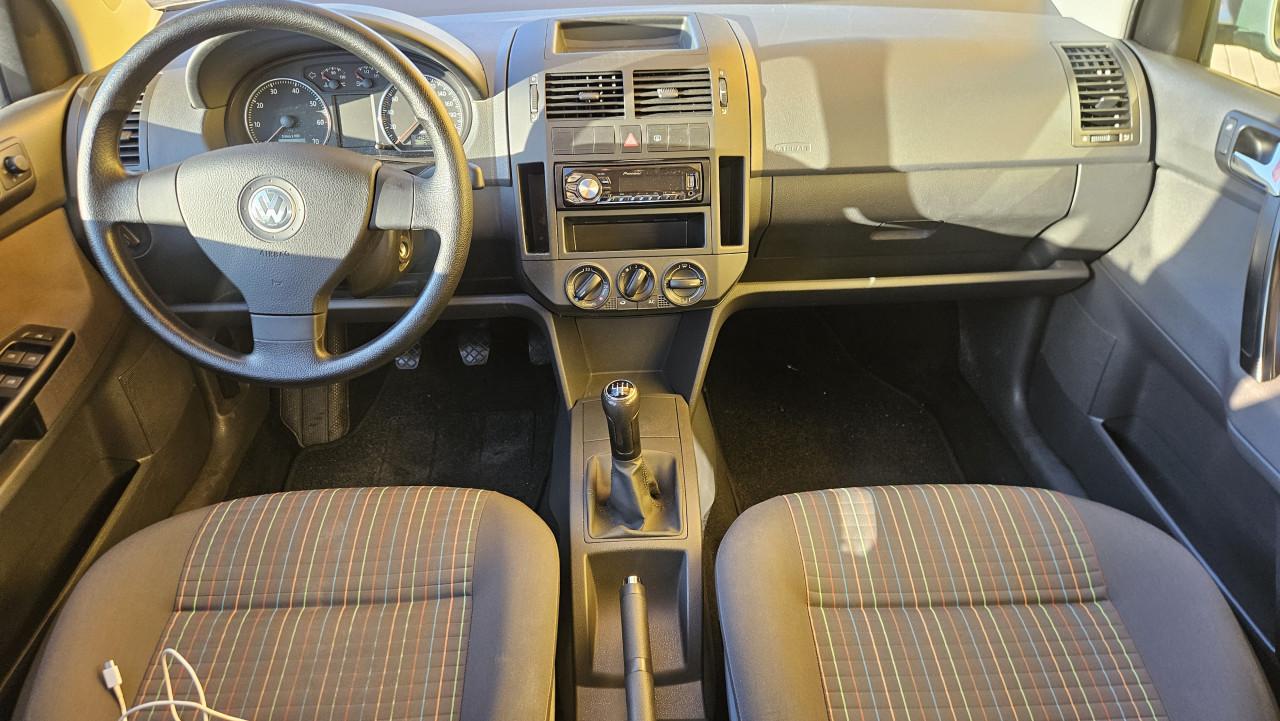 VOLKSWAGEN POLO 1.4 16V OPTIVE  / NL AUTO / NAP / DEALER ONDERHOUDEN