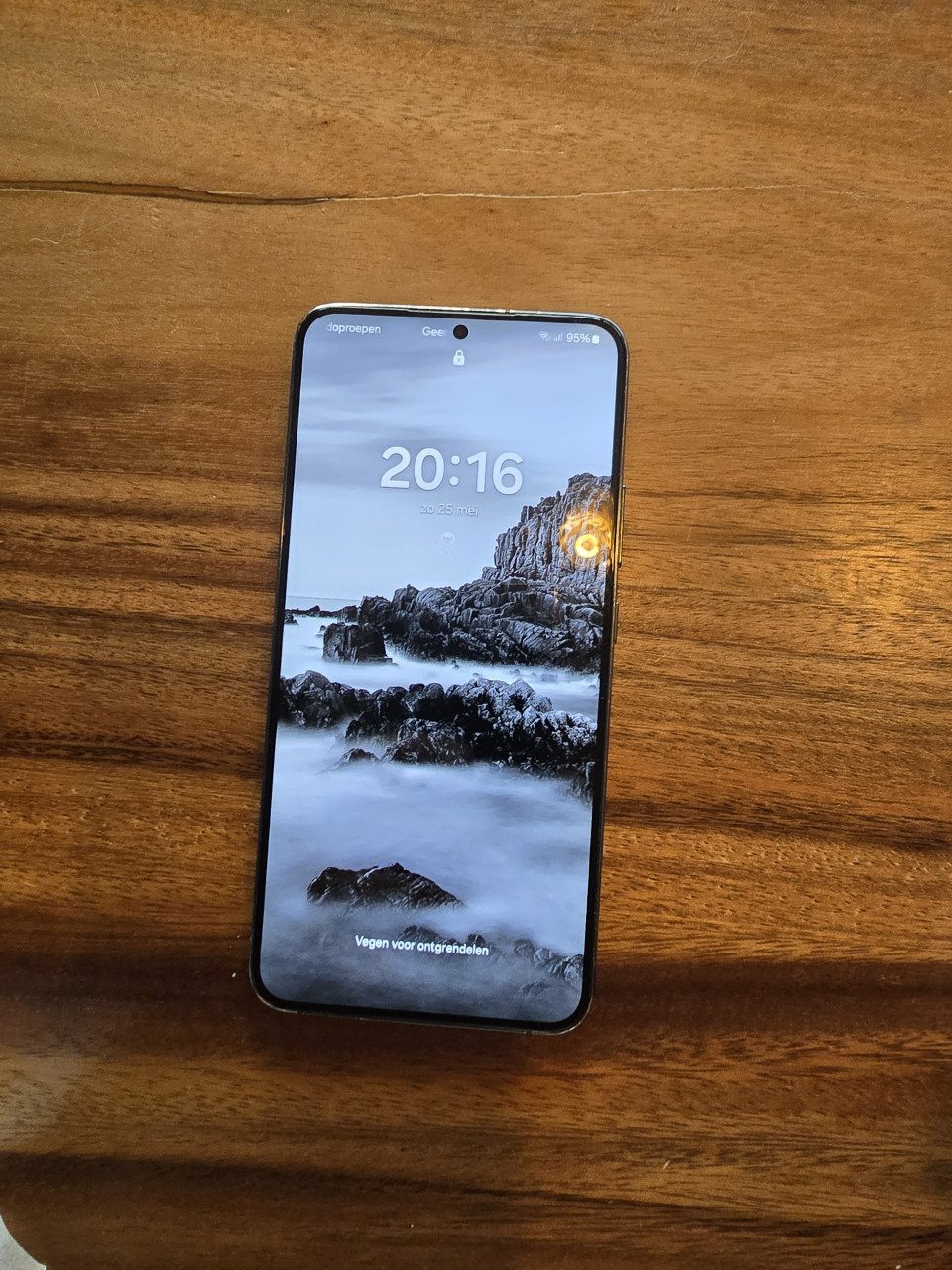 Samsung s22 plus 'gereserveerd'