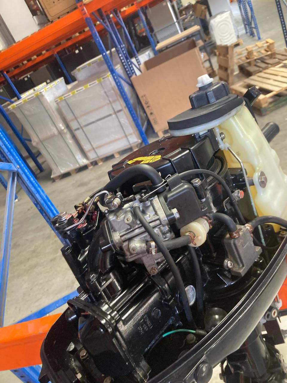 Kolibri rubberboot met buitenboordmotor – compleet en vaarklaar