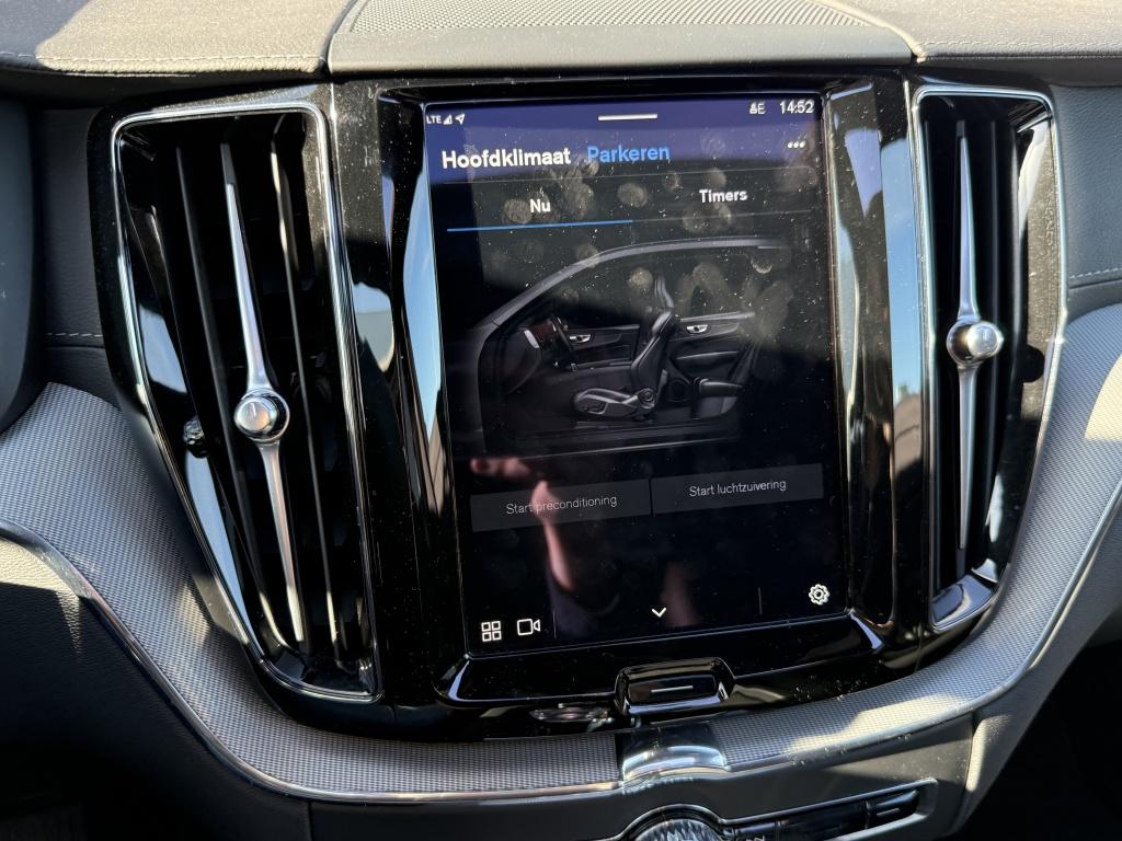 Volvo XC60 t8 455pk recharge ultra black edition| full options! luchtvering