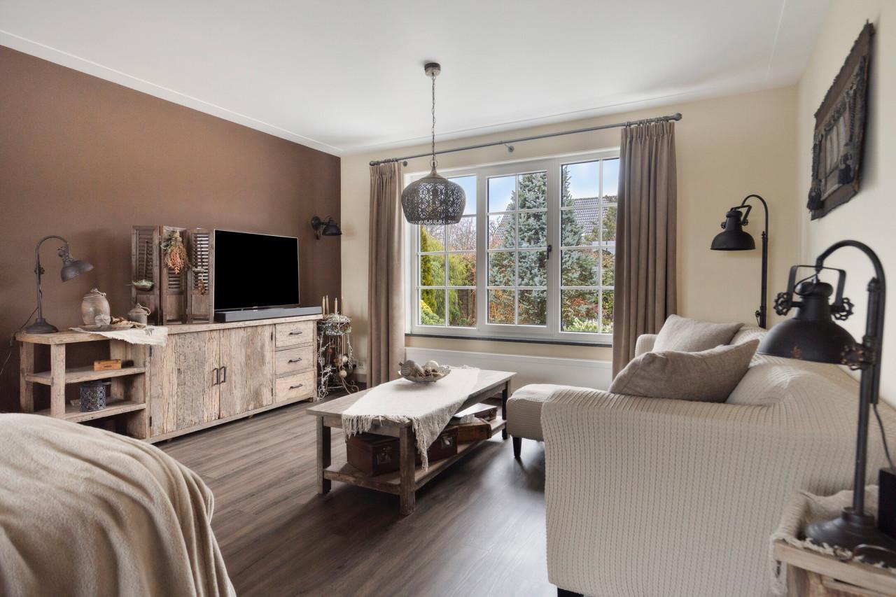 Vrijstaande woning in Biervliet te koop