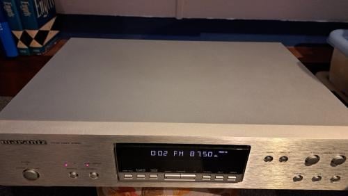 Marantz radio FM/AM tuner
