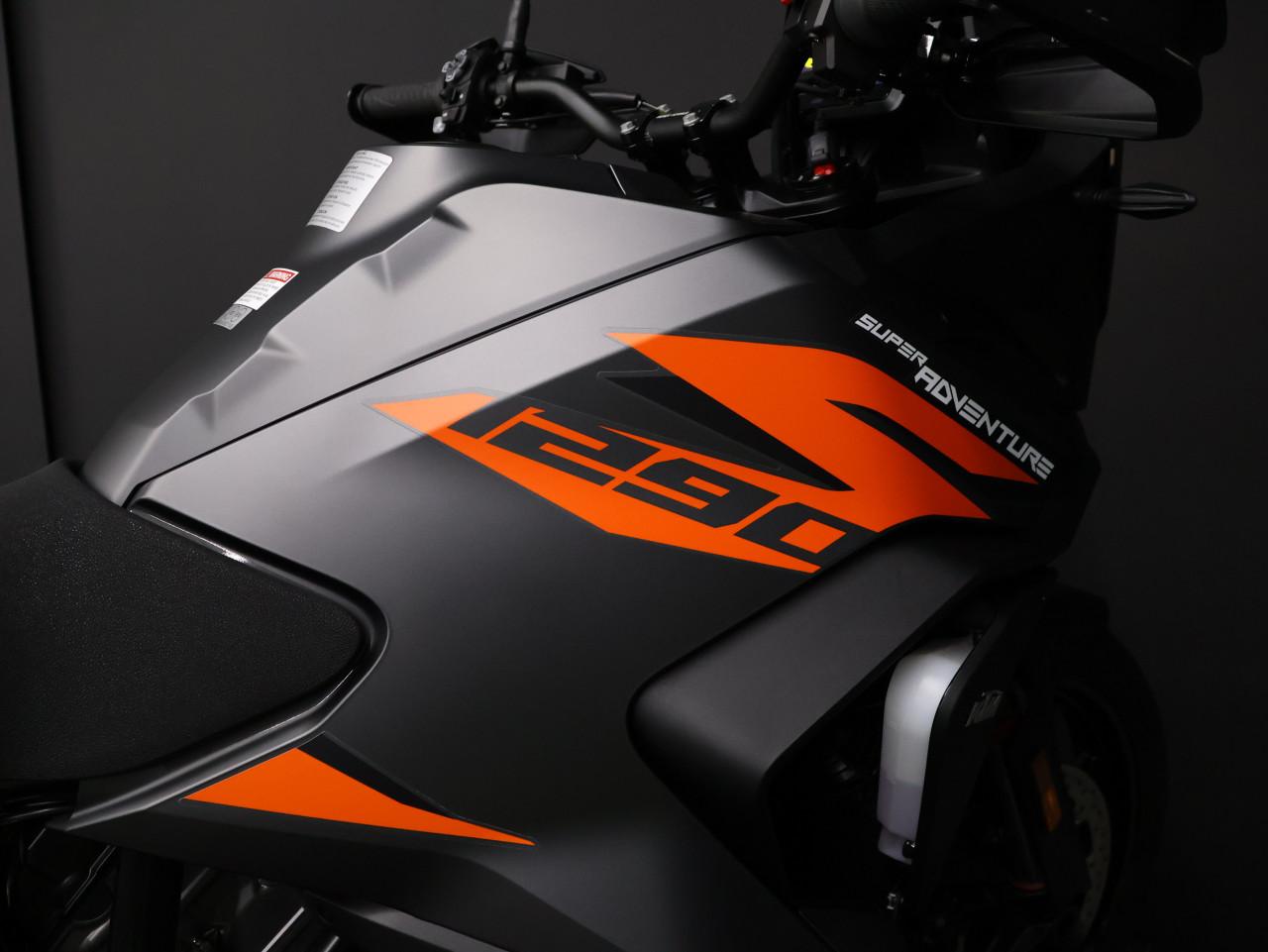 1290 SUPER ADVENTURE S | TechPack + Arrow Demper