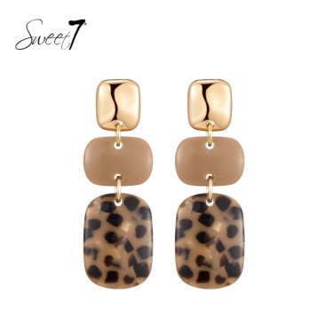 Oorhangers in bruin tinten met dierenprint