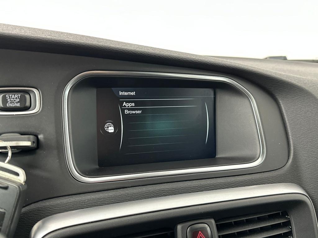 Volvo V40 2.0 t3 nordic+ | standkachel | stoelverwarming | cruise control |