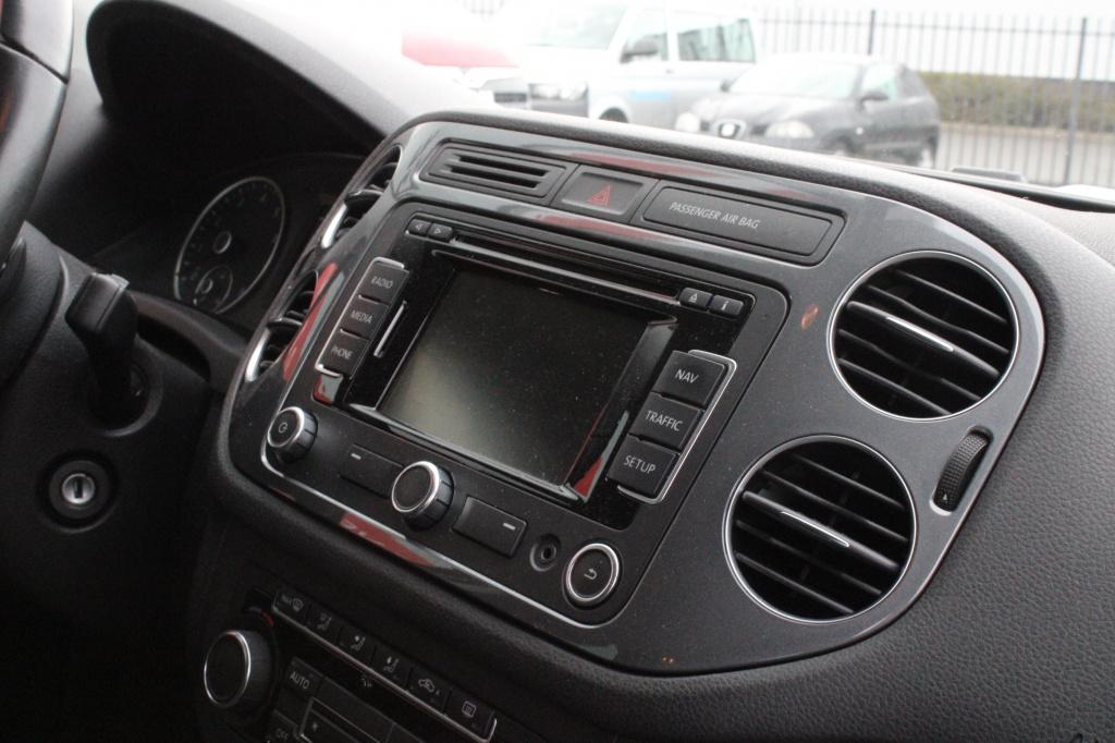 Volkswagen Tiguan 1.4 tsi sport&style + trekhaak electrisch wegklapbaar