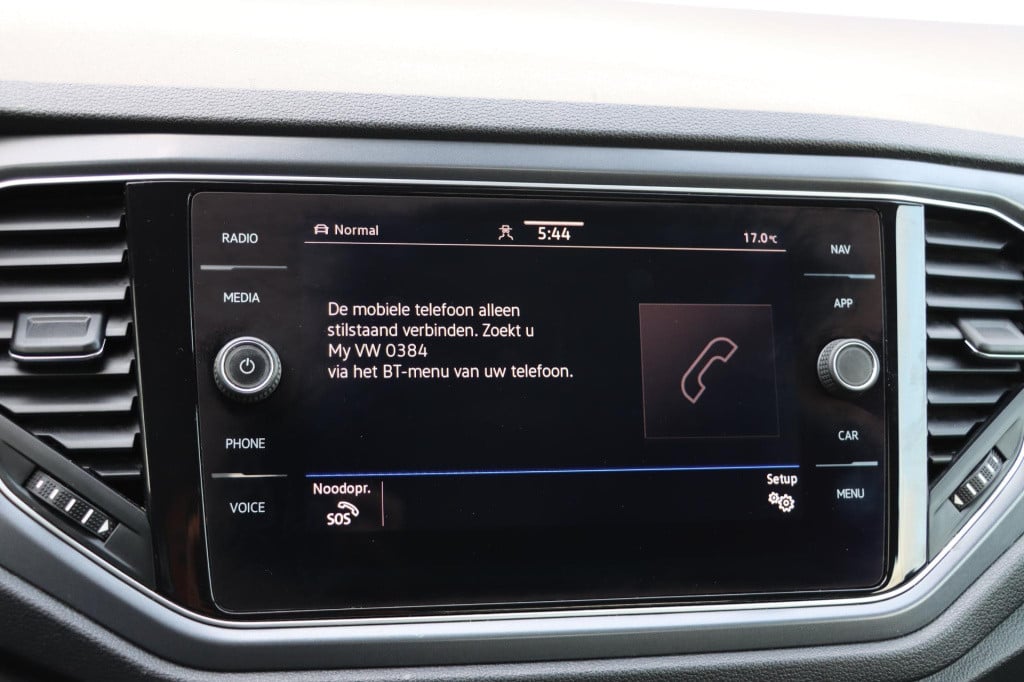 Volkswagen T-roc cabrio 1.5 tsi r-line 150pk dsg7