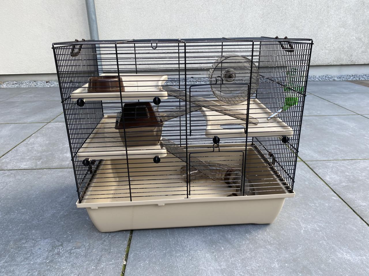 Kooi en accessoires voor kleine knaagdiertjes