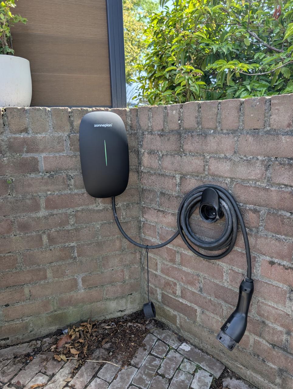 Zonneplan charge 2 laadpaal met 5 meter kabel