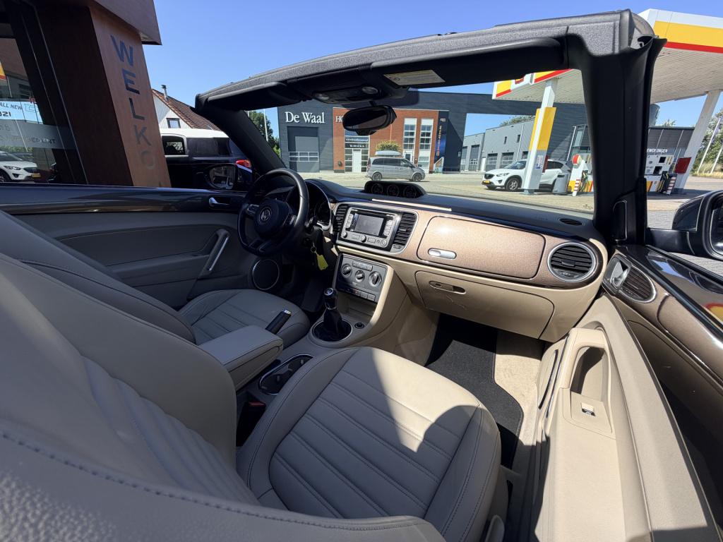 Volkswagen New Beetle cabriolet 1.4 tsi design 70's zeer uniek!