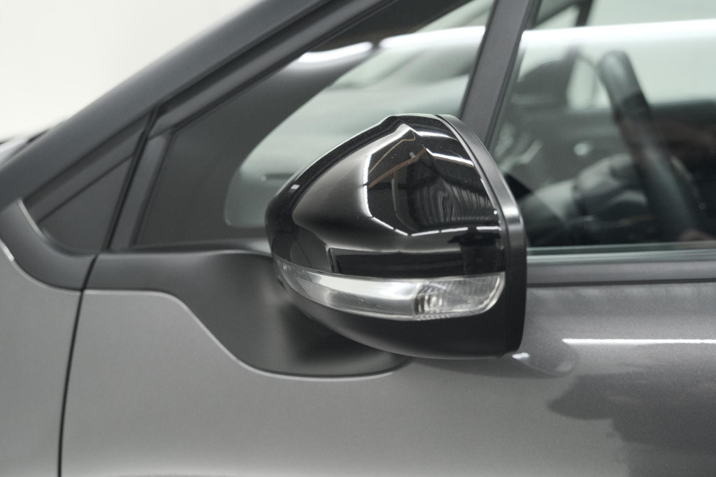 Citroen C3 puretech 110 eat6 max | apple carplay | parkeersensoren | 16 inc