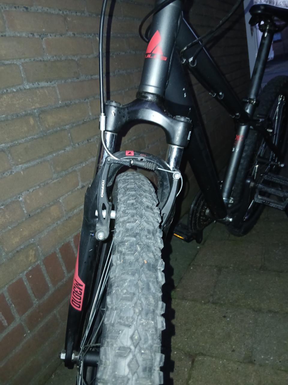 BULLS PULSAR 26 inch mountainbike 37 cm frame