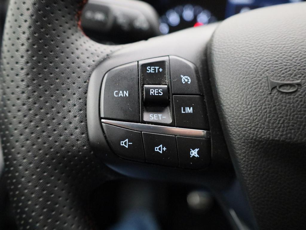 Ford Focus wagon 1.0 ecoboost hybrid st line style | trekhaak | climate con