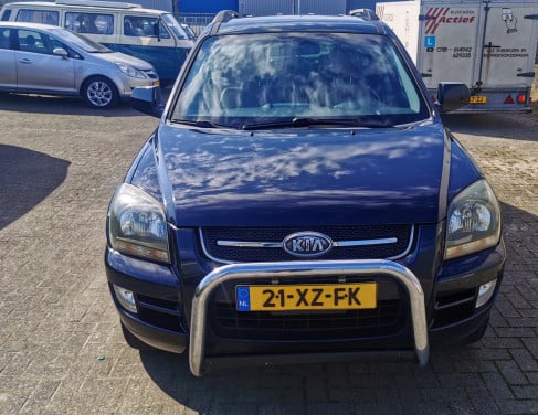 Mooie Kia Sportage 2.7 V6 4WD automaat (bieden vanaf 2950)
